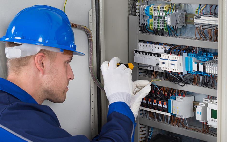 prix électricien Cergy